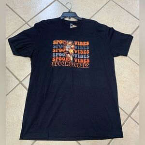 Womens Black & Orange XL or 3X Black Spooky Vibes Halloween Graphic T-Shirt